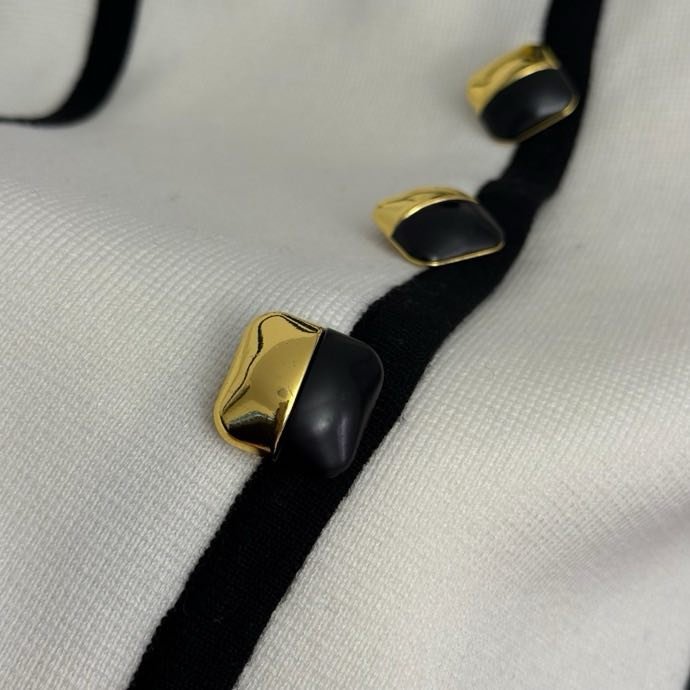 Costume female фото 3