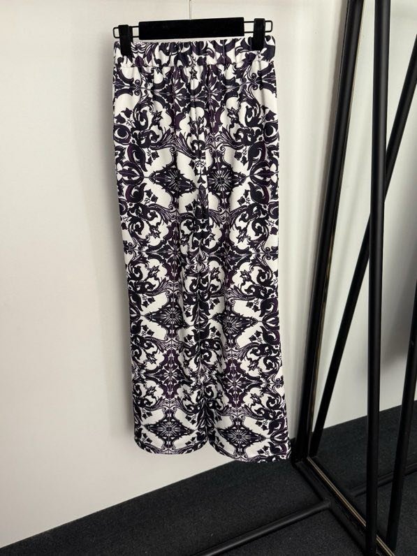 Костюм женский фото 3