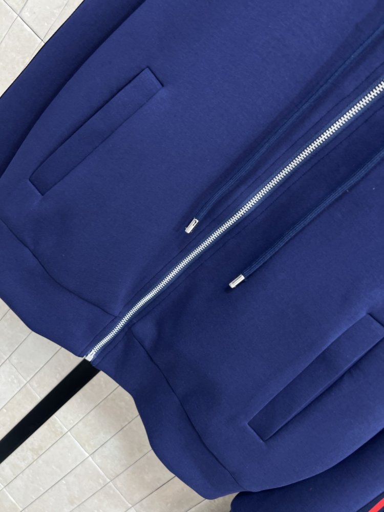 Костюм женский фото 3