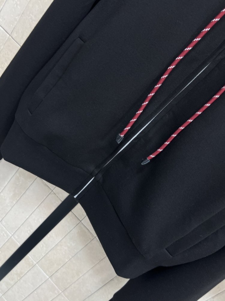 Костюм женский фото 3