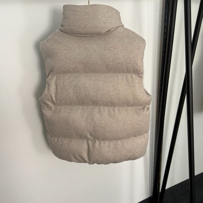 Костюм жіночий фото 3