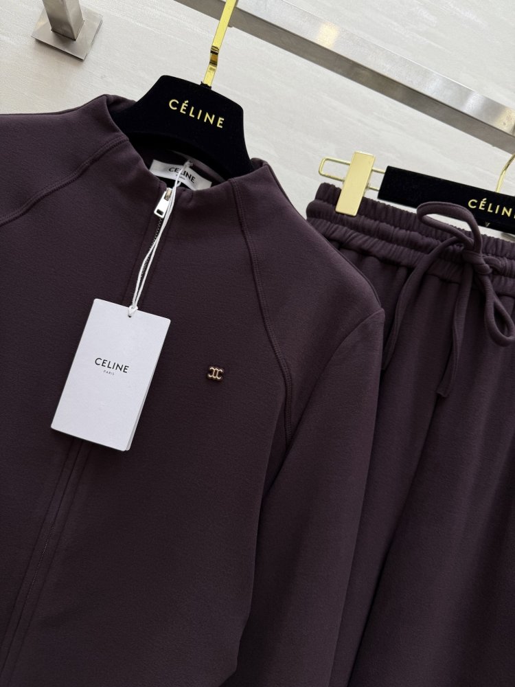 Костюм женский фото 3