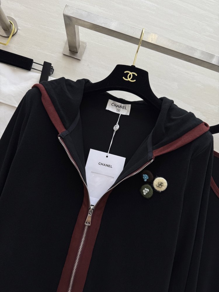 Костюм женский фото 3