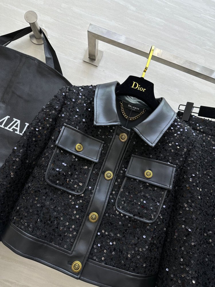 Костюм женский фото 3