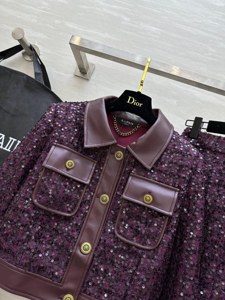 Costume female фото 3