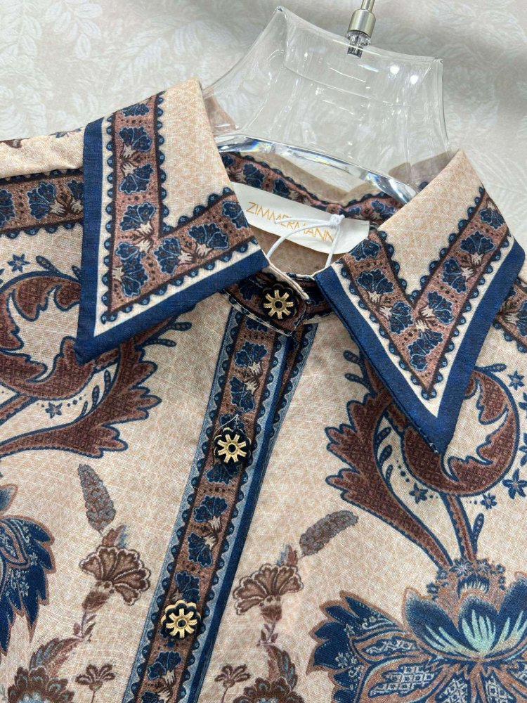 Костюм женский фото 3