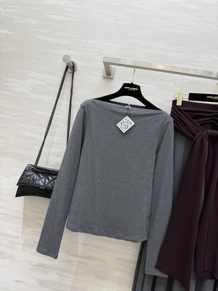 Костюм жіночий фото 3