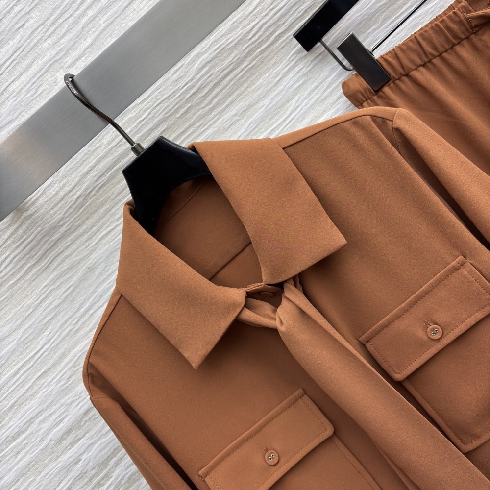 Costume female фото 3