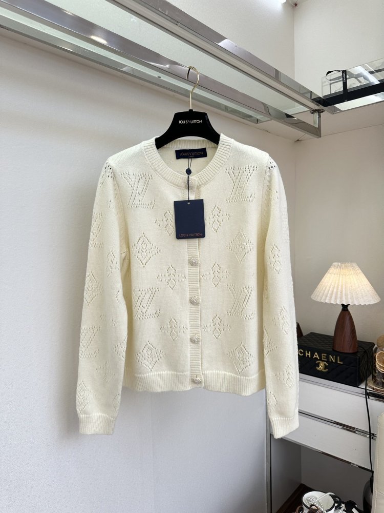 Costume female фото 3