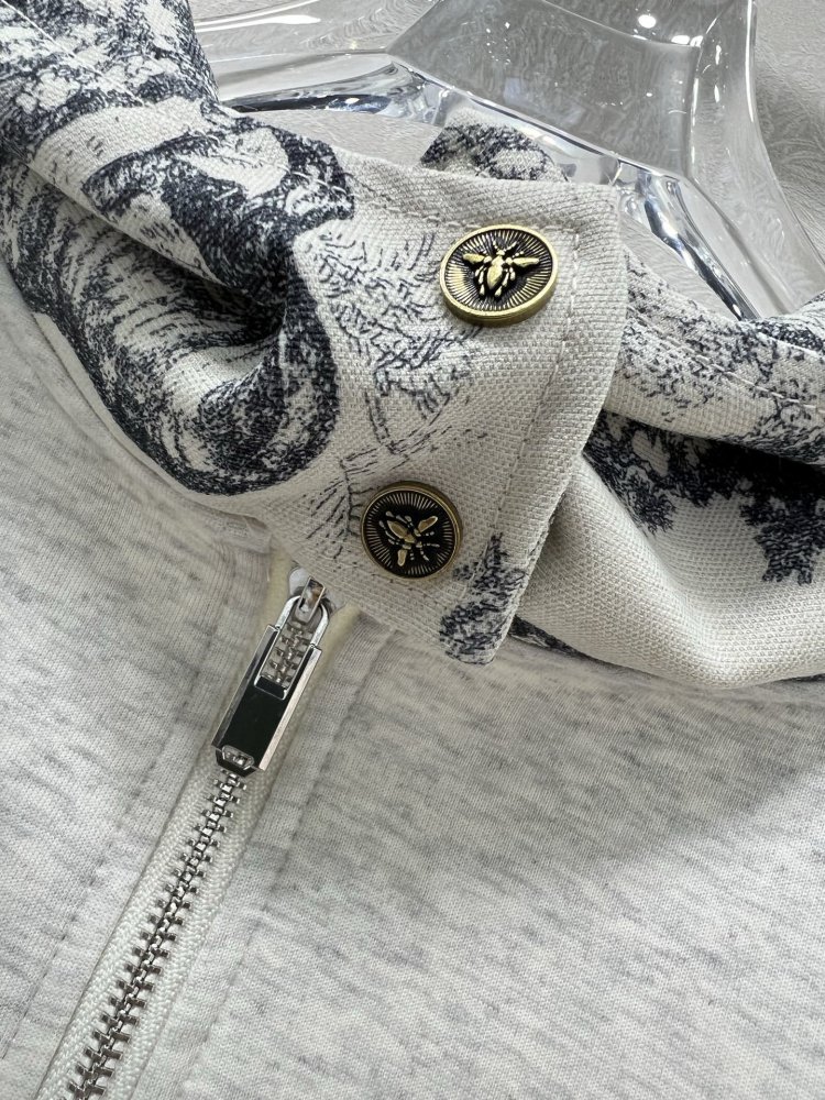 Costume female фото 3