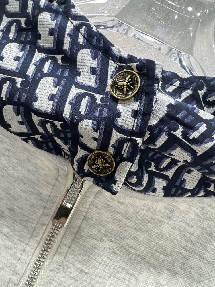 Костюм женский фото 3