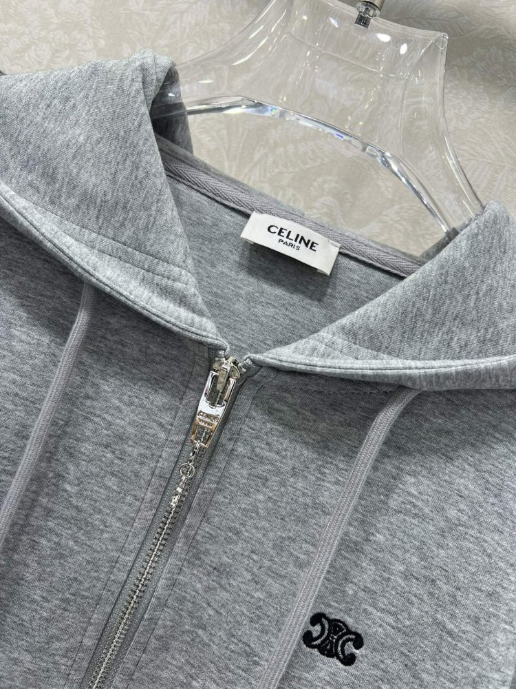 Костюм женский фото 3