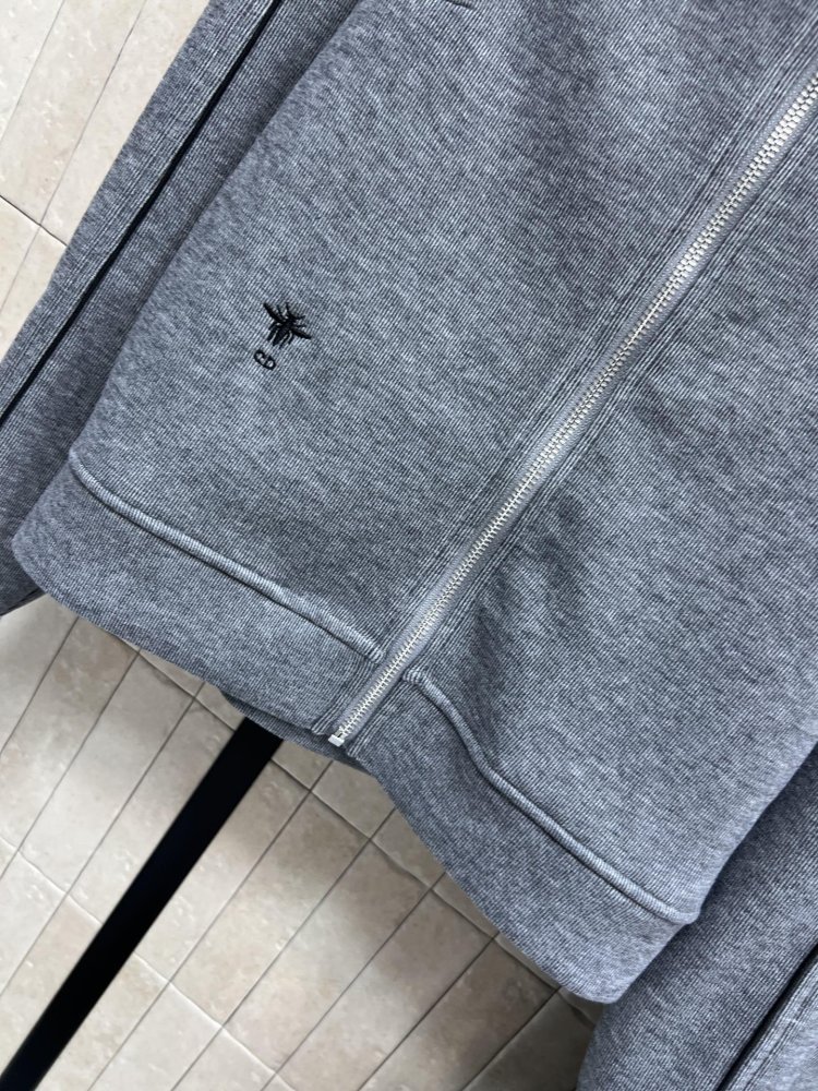 Костюм жіночий фото 3