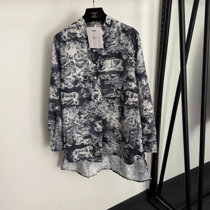 Костюм женский фото 3