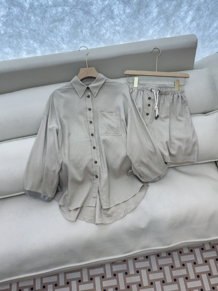 Костюм женский фото 3