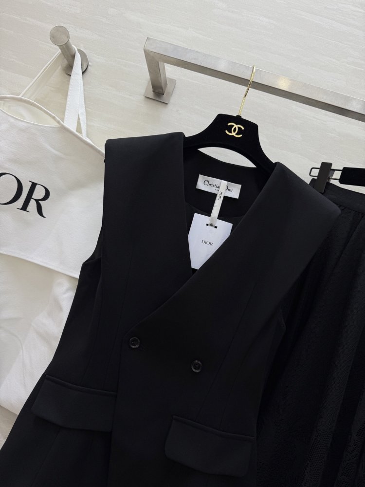 Costume female фото 3