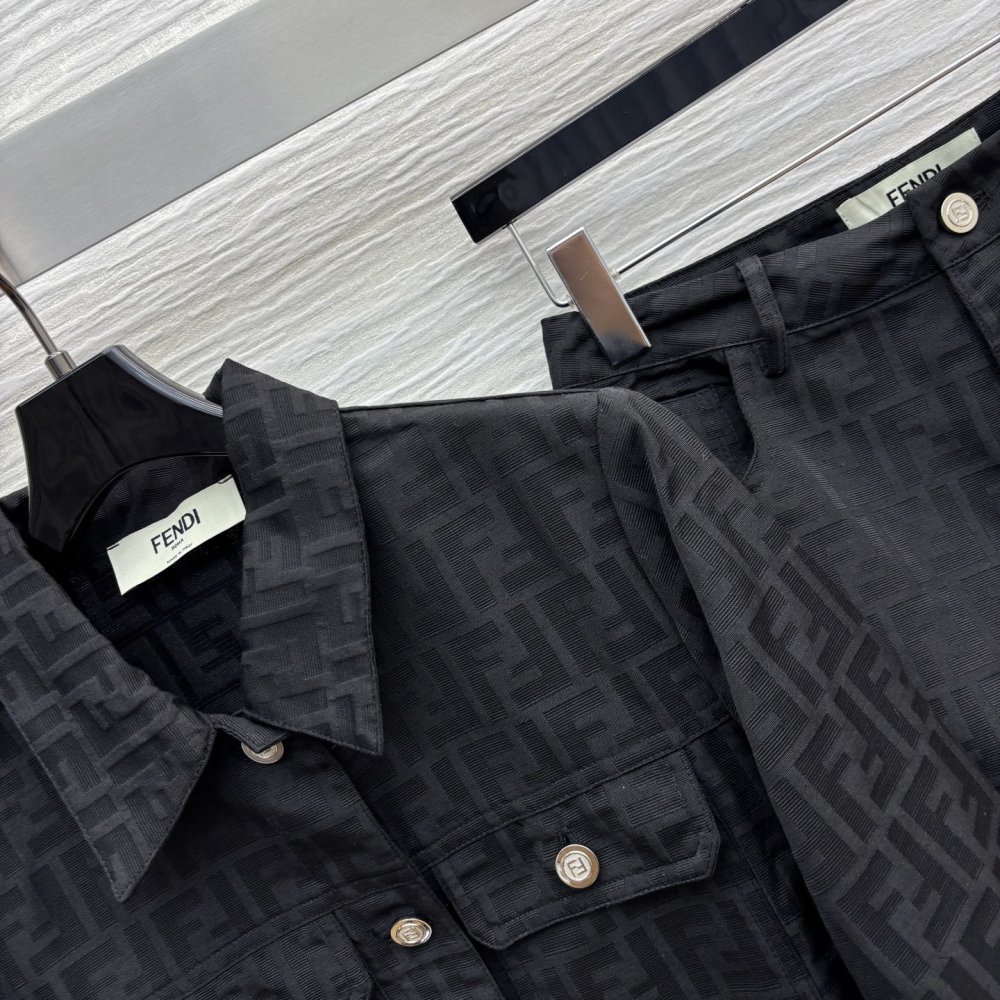 Costume female фото 4