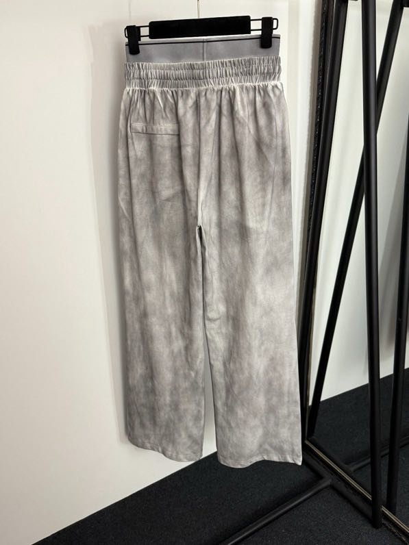 Костюм жіночий фото 4