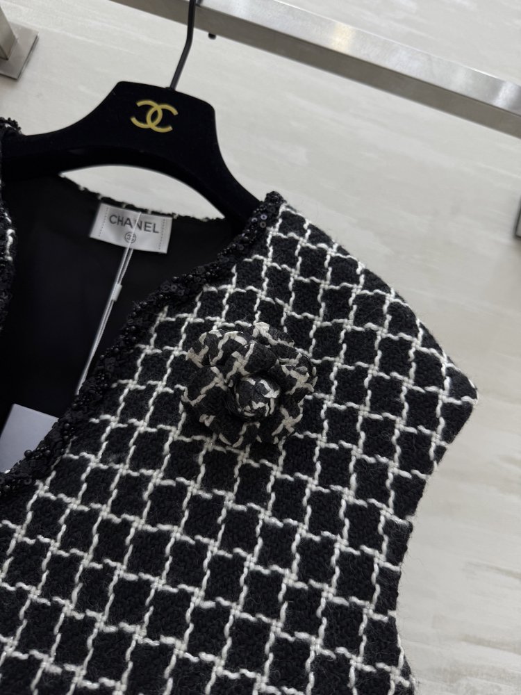 Костюм женский фото 4