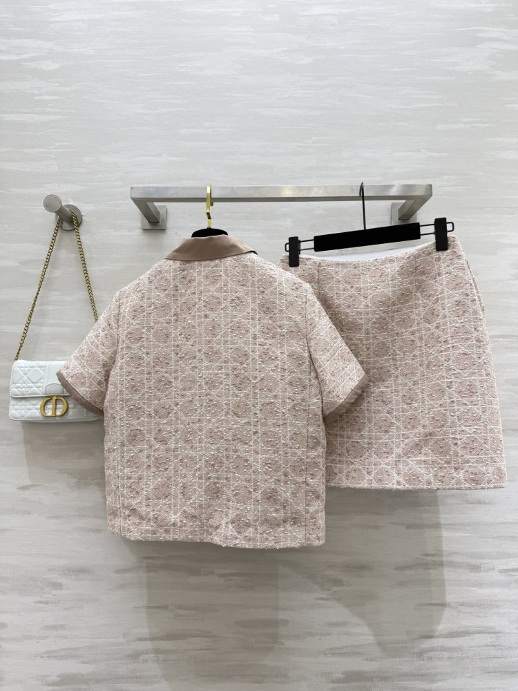 Костюм женский фото 4