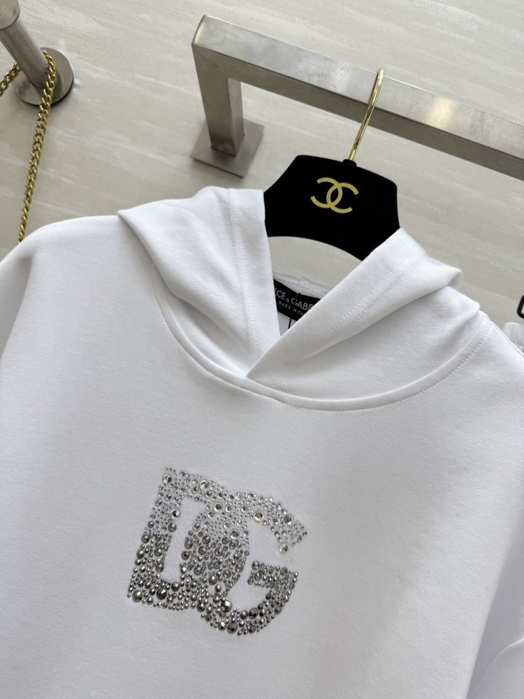 Костюм жіночий фото 4