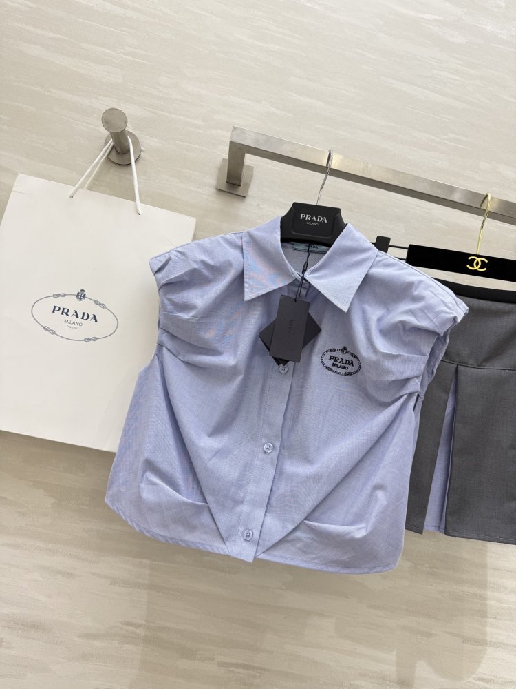 Костюм женский фото 4