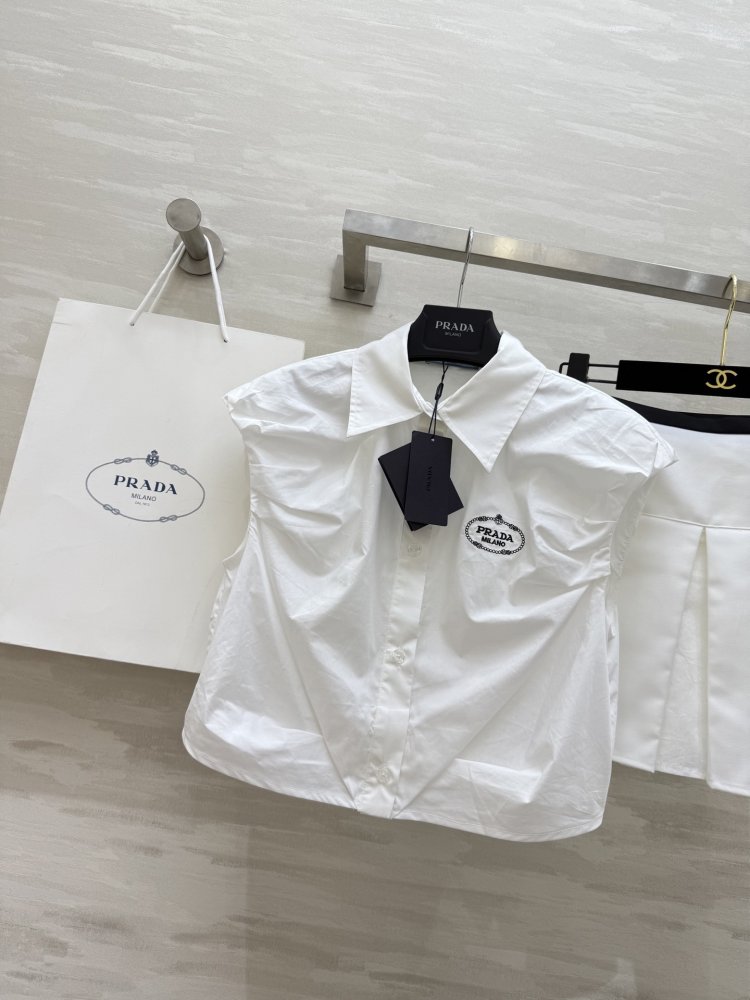 Костюм женский фото 4