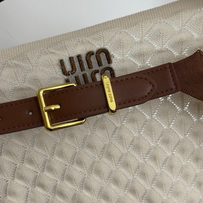 Костюм женский фото 4