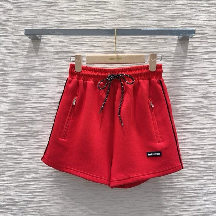 Костюм жіночий фото 4