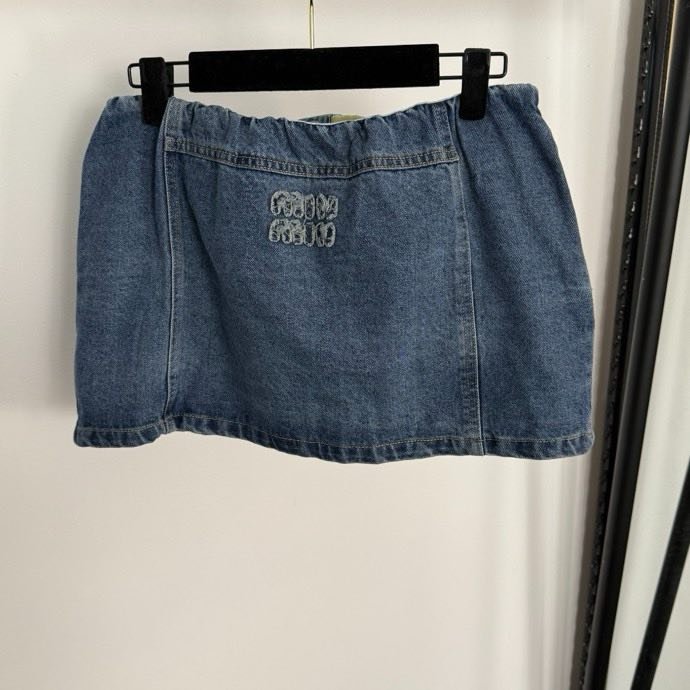 Костюм женский фото 4