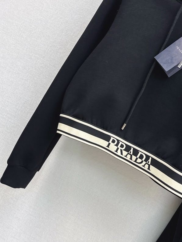 Костюм женский фото 4