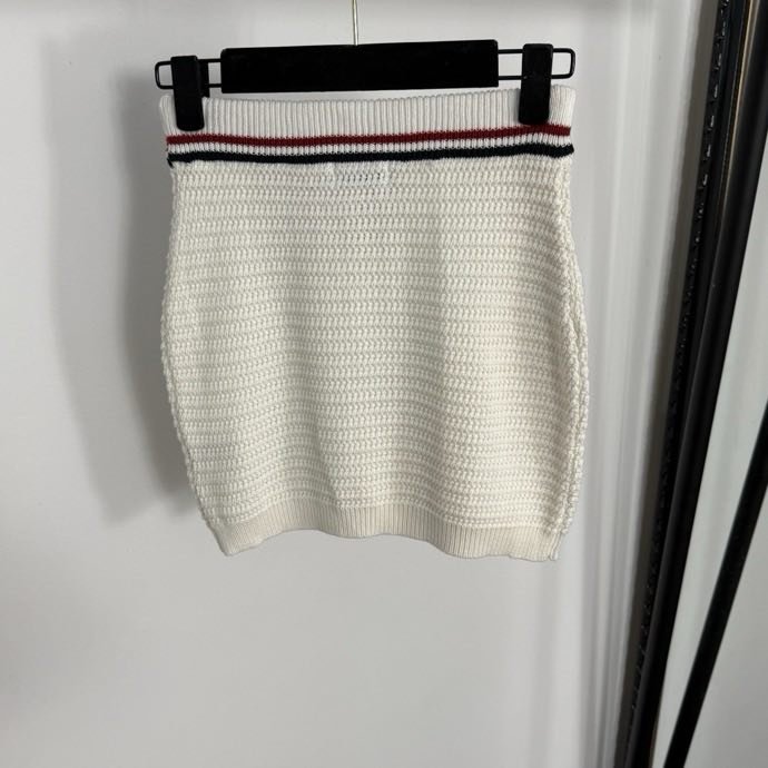 Костюм женский фото 4