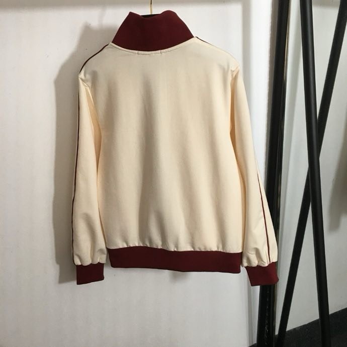 Костюм жіночий фото 4