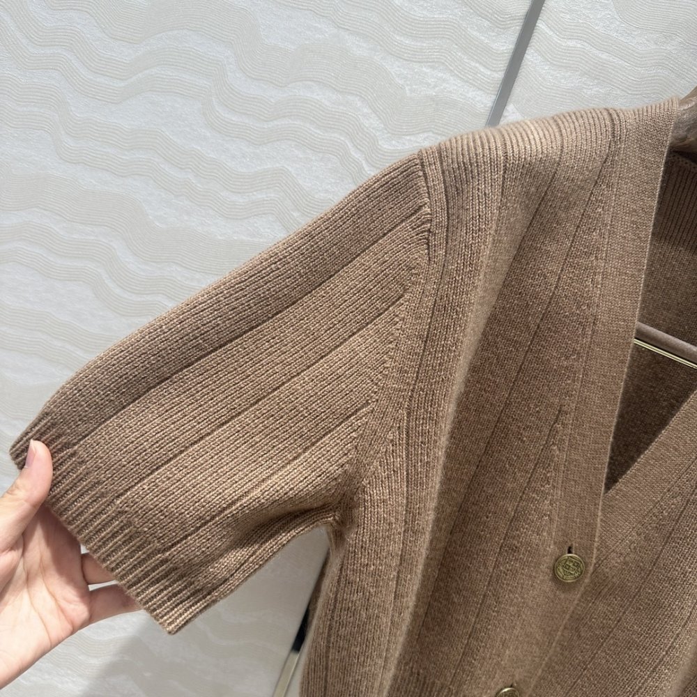 Костюм женский фото 4