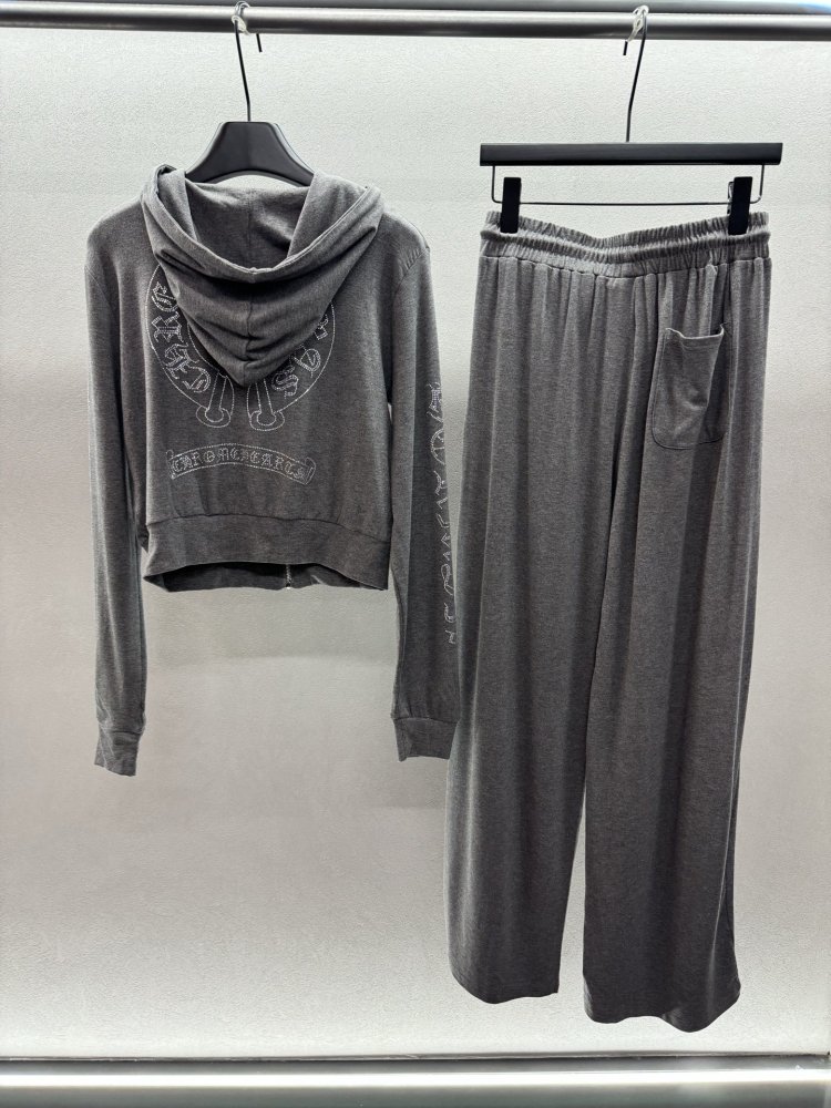 Costume female фото 4