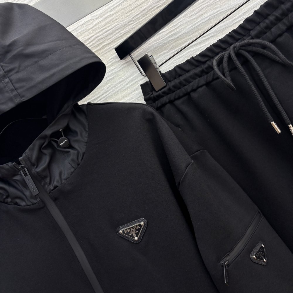 Костюм жіночий фото 4