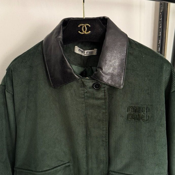 Костюм женский фото 4