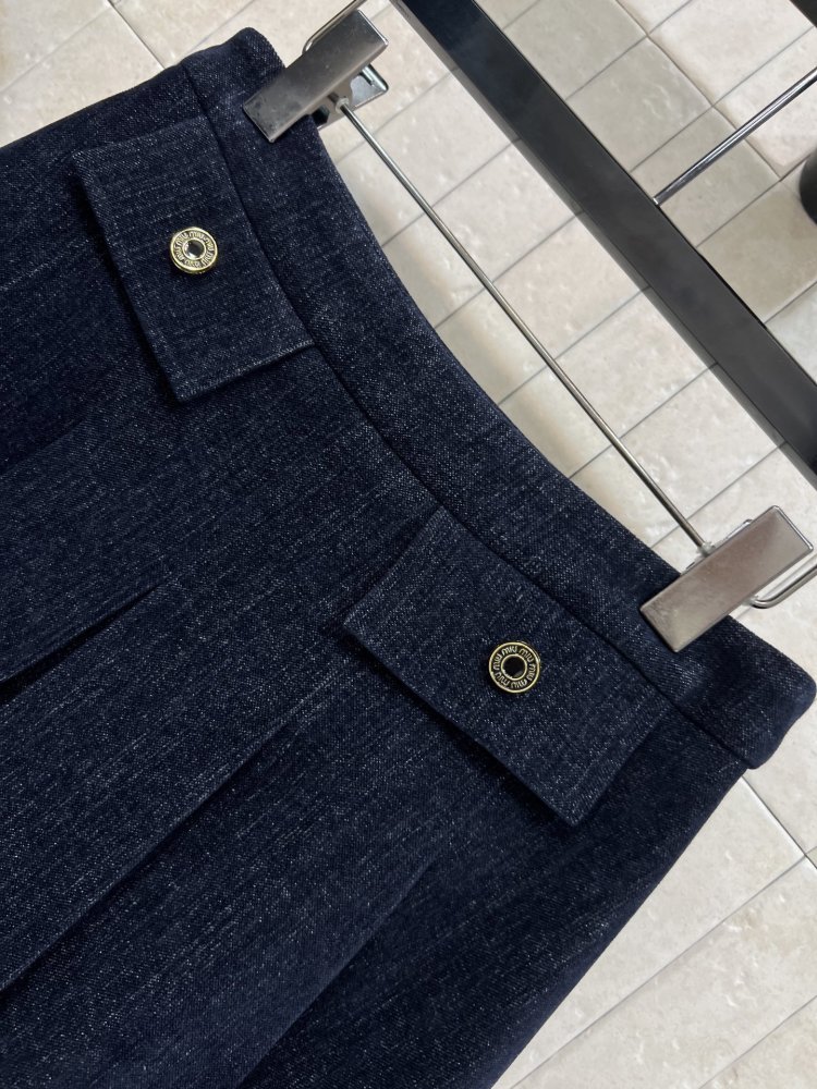 Костюм жіночий фото 4