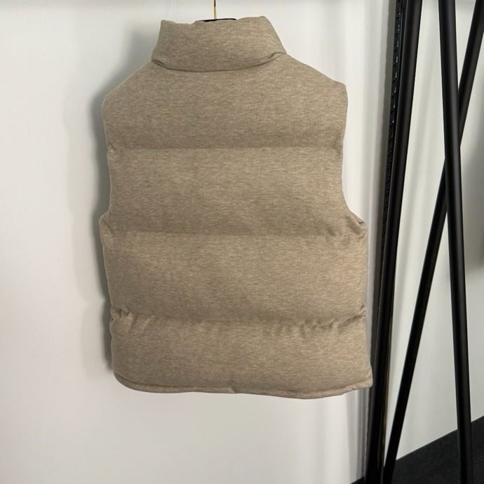 Костюм жіночий фото 4