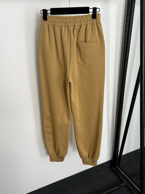 Костюм женский фото 4