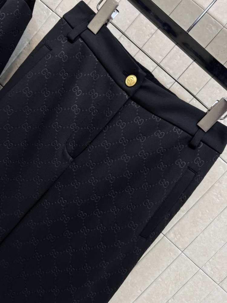 Костюм женский фото 4