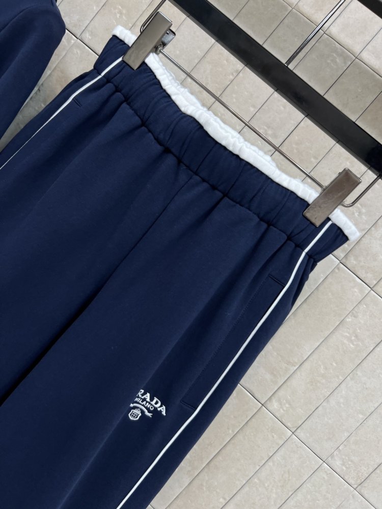 Costume female фото 4