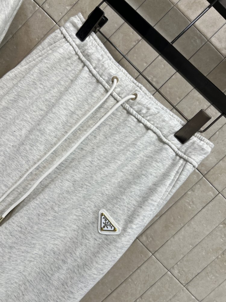 Костюм жіночий фото 4