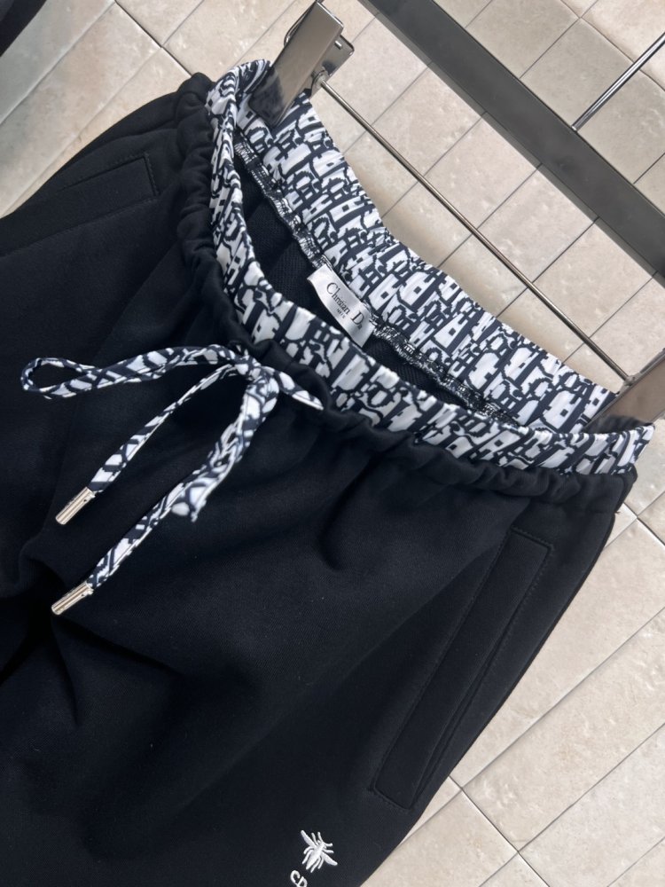 Костюм женский фото 4