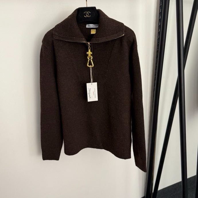 Костюм жіночий фото 4