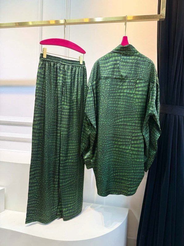 Костюм женский фото 4