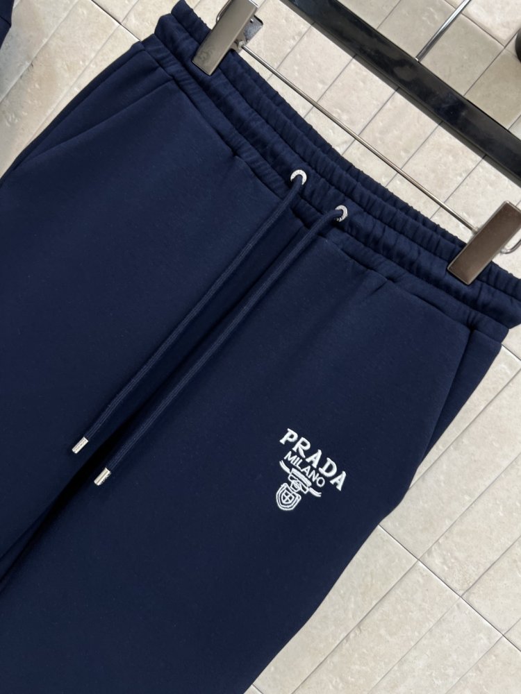 Костюм женский фото 4