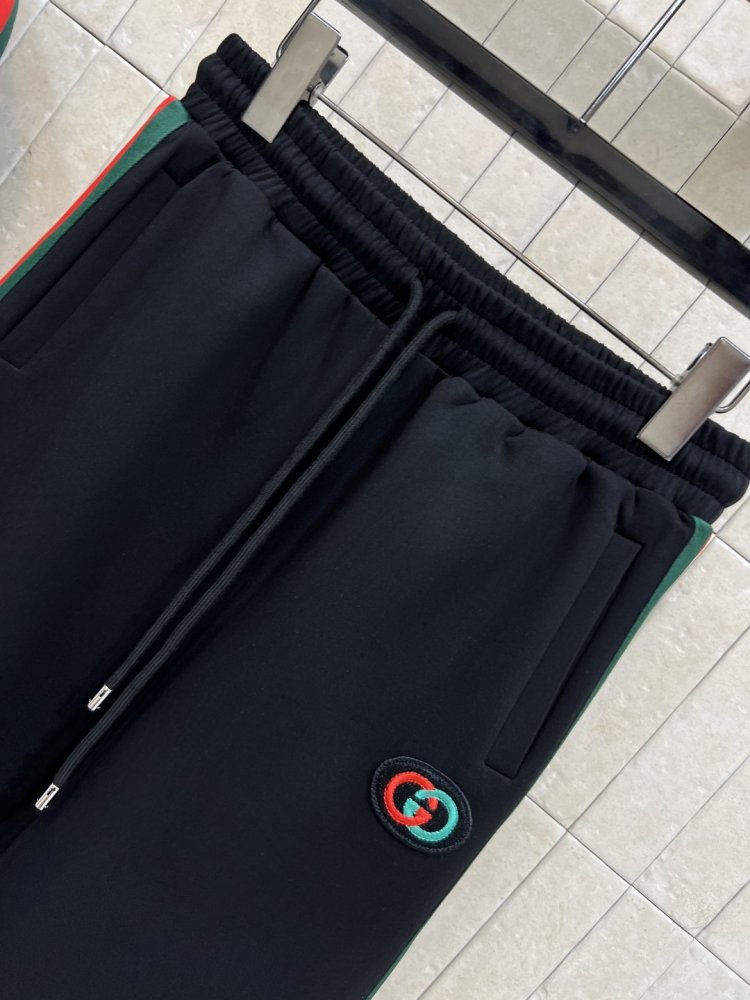 Костюм женский фото 4