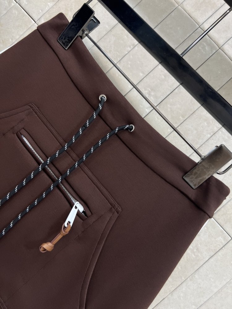 Костюм женский фото 4