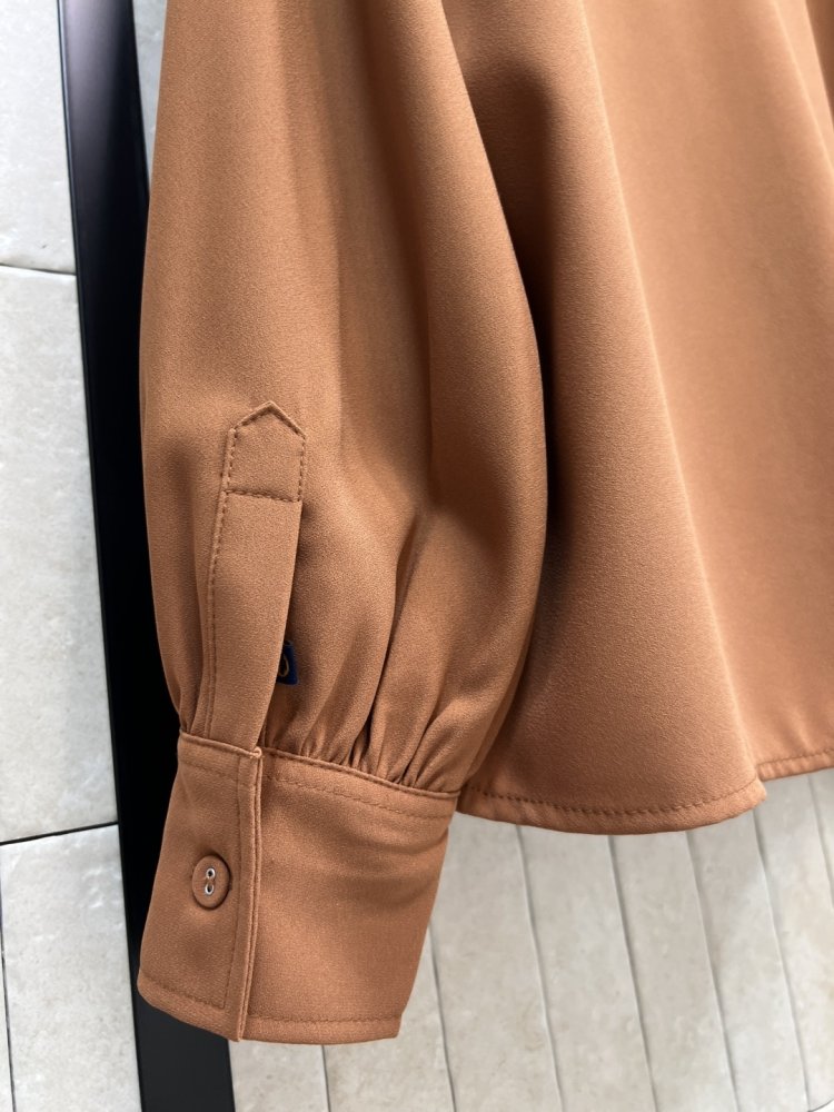 Costume female фото 4